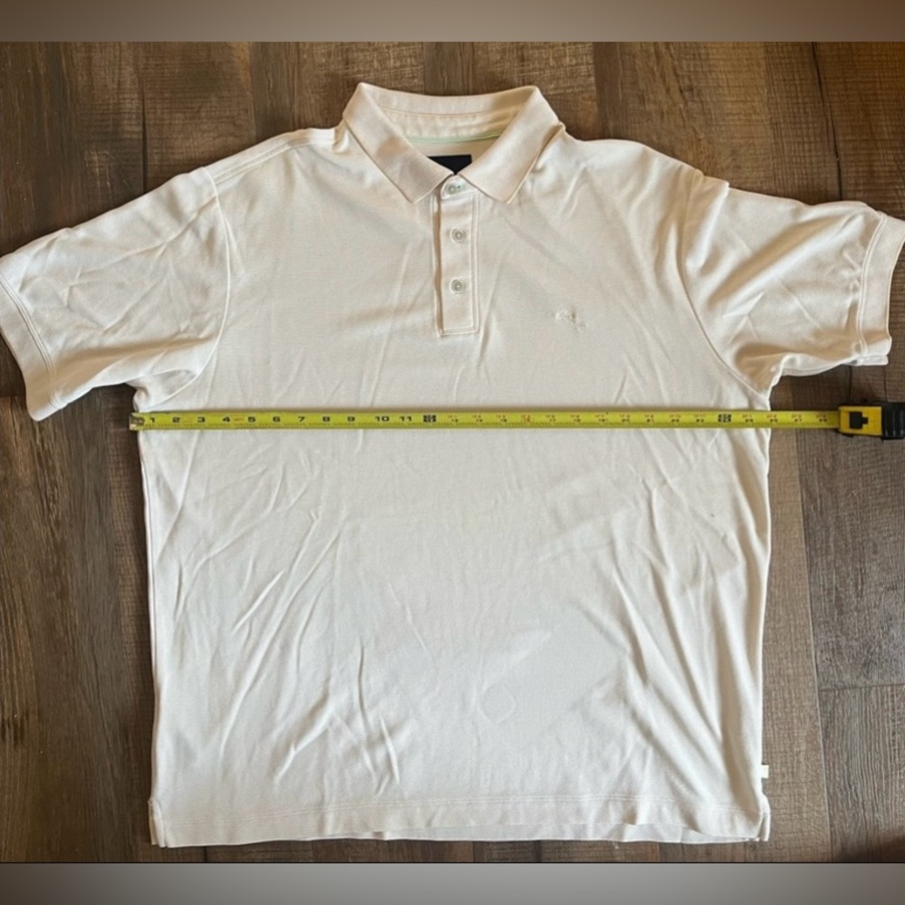Tommy Bahama short sleeve polo. Excellent condition! Men’s Size XL - Picture 4 of 8